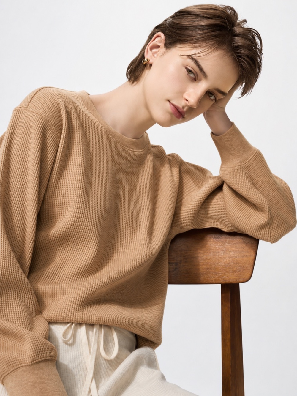UNIQLO Women’s Waffle Knit Sweater Size S Tan Taupe Long Sleeve Crewneck - Picture 2 of 8